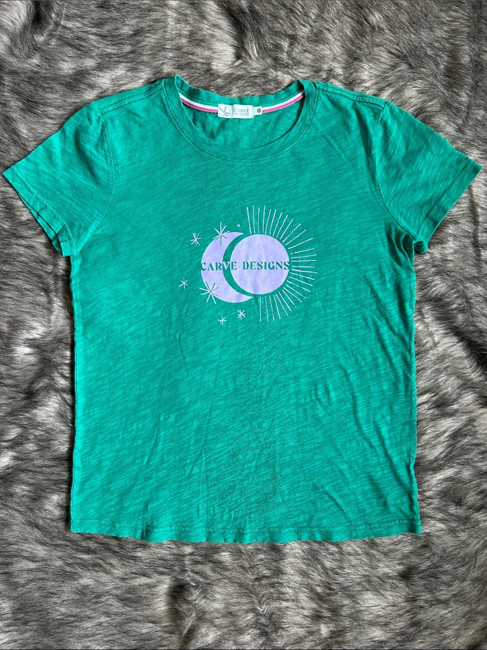 NEW Carve Designs Cassidy Graphic Tee Classic Fit Sun Star & Moon Organic Cotton